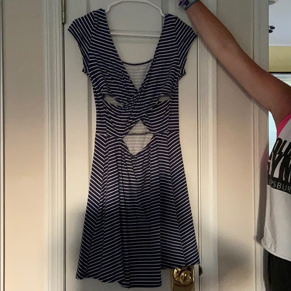 Small American Eagle Striped dress - Picture 2 of 2